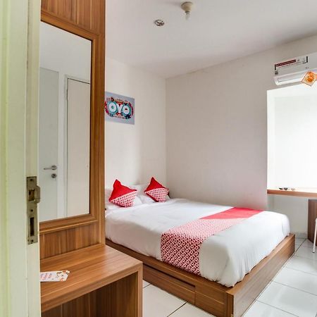 Oyo 3247 Afira Rooms Aeropolis Tangerang Zewnętrze zdjęcie